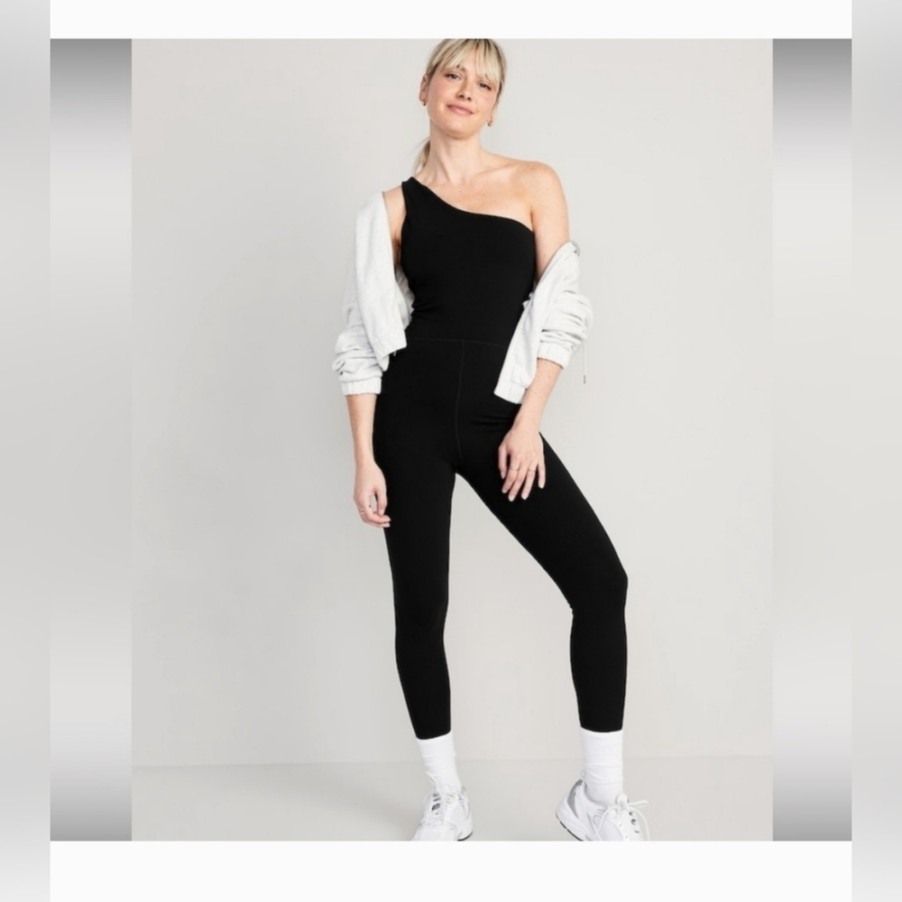 Old Navy PowerChill One-Shoulder 7/8th Length Bodysuit